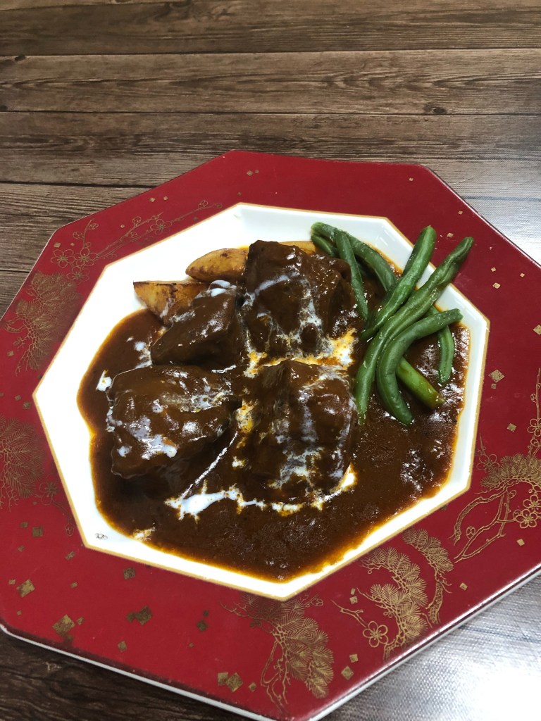 牛タンシチュー1,300円